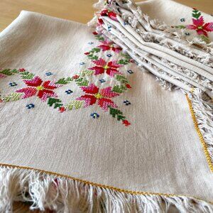 Point de Croix Table Linen Set